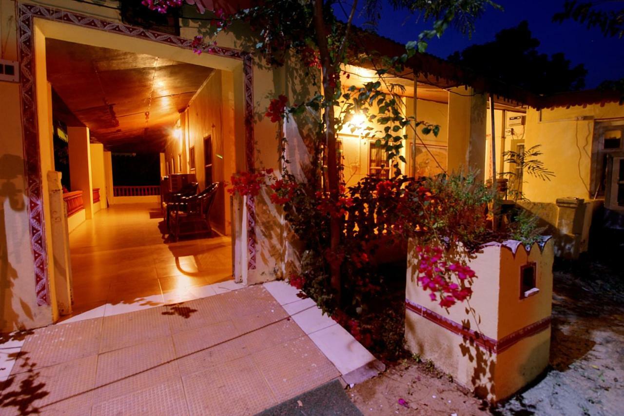Bhadrawati - A Riverside Safari Lodge Ranthambore Kültér fotó