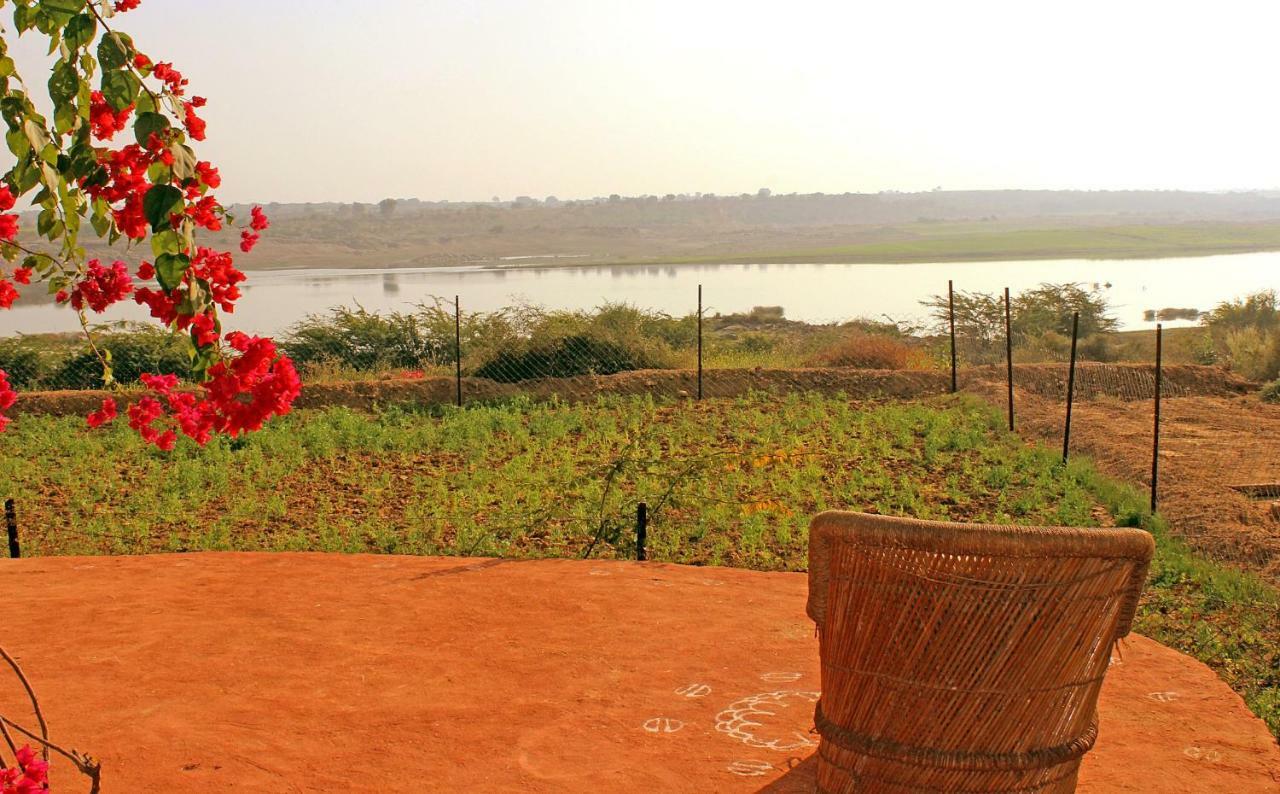 Bhadrawati - A Riverside Safari Lodge Ranthambore Kültér fotó